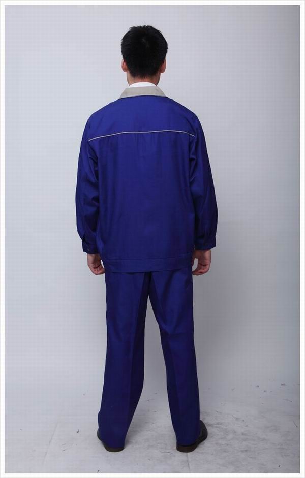 工作服